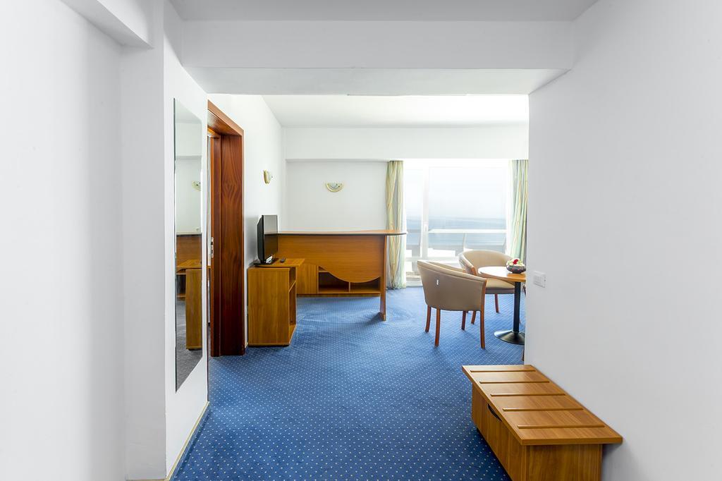 Savoy Hotel Mamaia Eksteriør bilde