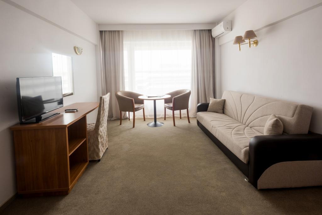Savoy Hotel Mamaia Eksteriør bilde